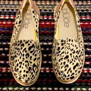 Hey Dudes Lena leopard 8m Like New